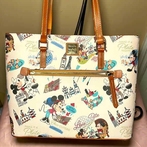 Disney Dooney & Bourke International Food and Wine Festival 2022 - Picture 3 of 12